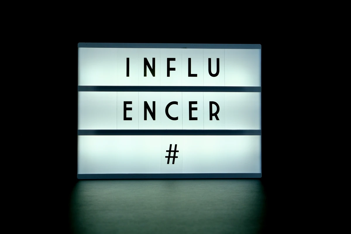 Maîtrisez l'art du hashtag sur Instagram : les secrets pour booster votre visibilité
